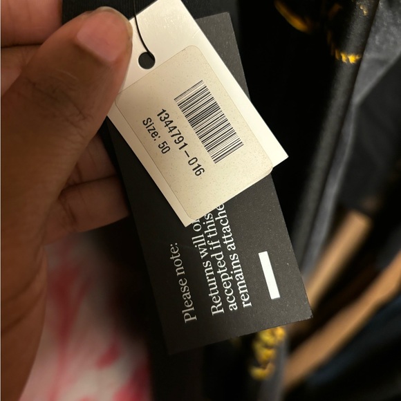 Dolce and Gabbana - Picture 4 of 4